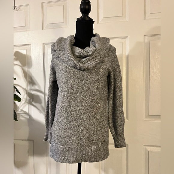 LOFT Sweaters - LOFT Brand Cozy Gray Off the Shoulder / Cowl Neck Women's Sweater SIZE Medium